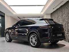 Porsche 2019 Cayenne Coupe 3.0T - ფოტო 19