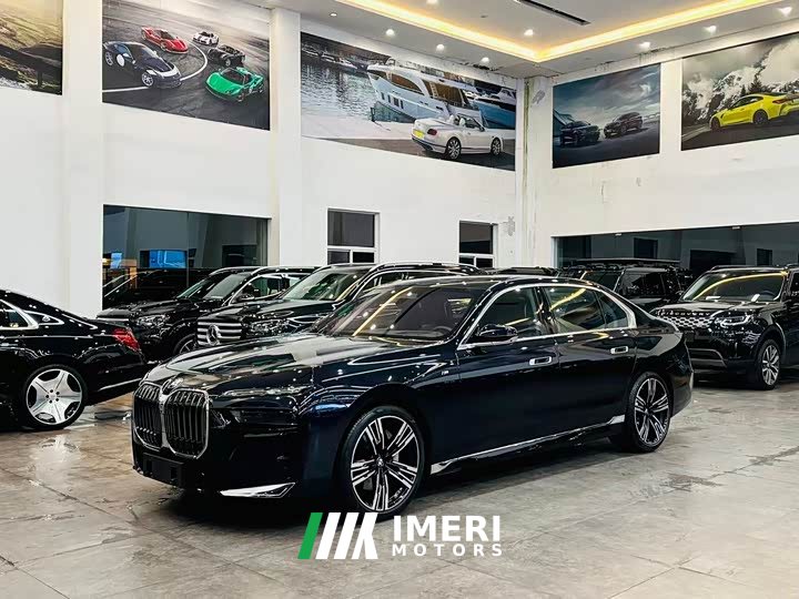 BMW 7 Series 2023 740Li Luxury M Sport Package - ავტომობილი ჩინეთიდან