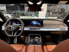 BMW 7 Series 2023 740Li Luxury M Sport Package - ფოტო 8