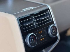 Land Rover Range Rover 3.0L V6 400PS Extended Wheelbase Prestige Edition - ფოტო 9