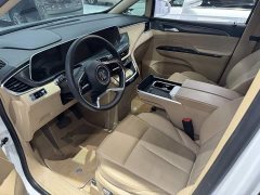 Buick GL8 New Energy Lusang Respect Edition - ფოტო 6