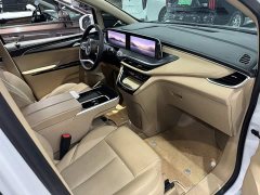Buick GL8 New Energy Lusang Respect Edition - ფოტო 7