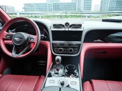 Bentley Bentayga 4.0T V8 - ფოტო 8
