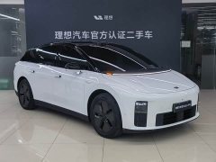 Li Auto i6 2025 Two-Wheel Drive Standard - ფოტო 11