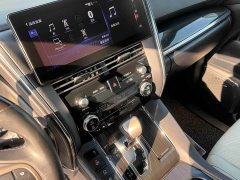 Lexus LM 2020 300h Four-Seat Royal Edition - ფოტო 11