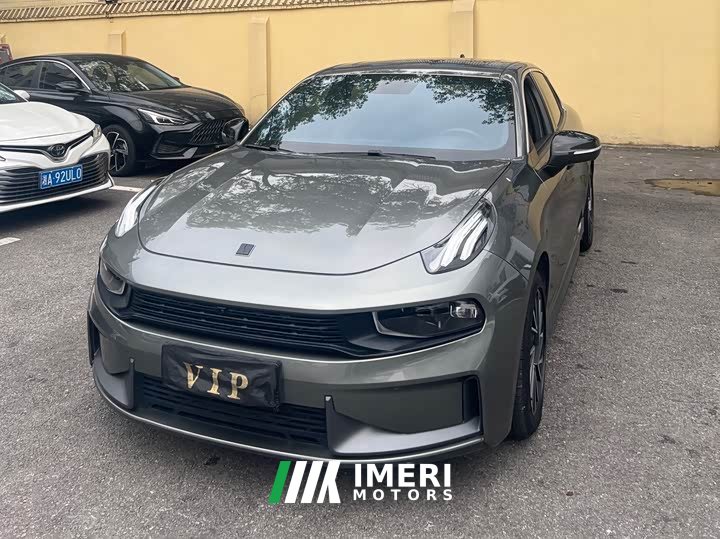 Lynk & Co 03 2.0T Automatic Vigor Plus