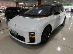 Li Auto i8 Standard Edition - ფოტო 2