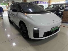 Li Auto i8 Standard Edition - ფოტო 3