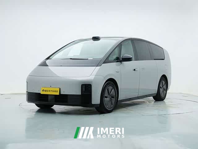 Li Auto Li Xiang MEGA Ultra