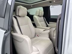 Li Auto Li Xiang MEGA Ultra - ფოტო 9