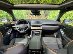 Toyota Avalon 2024 Hybrid 2.0L Luxury - ფოტო 9