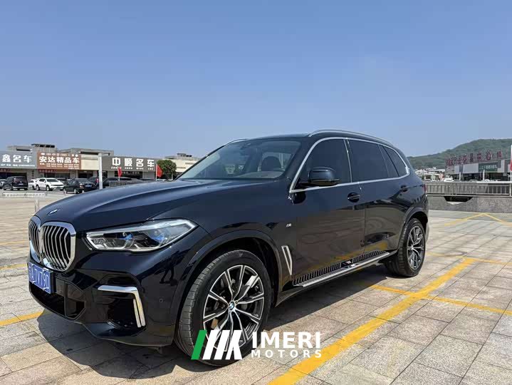 BMW X5 xDrive 30Li Luxury M Sport Package