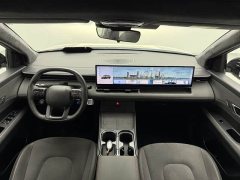Hyundai EO Yige Two-Wheel Drive TECH 64.2kWh - ფოტო 8