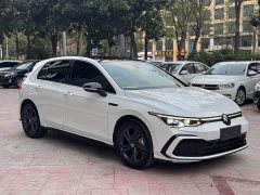 Volkswagen Golf 2023 Facelift 280TSI DSG R-Line - ფოტო 1