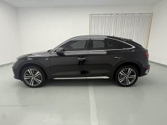 Audi Q5L Sportback 40 TFSI Luxury - ფოტო 4