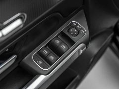 Mercedes-Benz GLB 200 Dynamic - ფოტო 16
