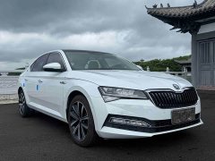 Skoda Superb TSI280 DSG Prestige - ფოტო 3