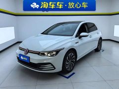 Volkswagen Golf Facelift 200TSI DSG Pro - ფოტო 1