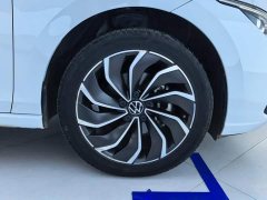 Volkswagen Golf Facelift 200TSI DSG Pro - ფოტო 6