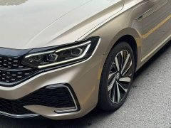 Volkswagen Passat 2022 330TSI Starry Sky Luxury Edition - ფოტო 19