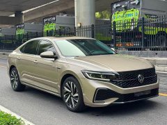 Volkswagen Passat 2022 330TSI Starry Sky Luxury Edition - ფოტო 3