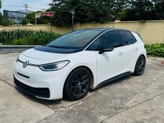 Volkswagen ID.3 Outstanding Edition - ფოტო 1