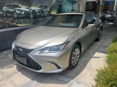 Lexus ES 2022 300h Excellence Edition - ფოტო 1
