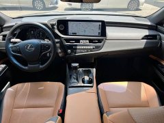 Lexus ES 2022 300h Excellence Edition - ფოტო 13