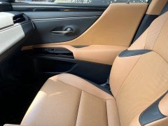 Lexus ES 2022 300h Excellence Edition - ფოტო 17