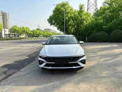 Hyundai Elantra 2023 1.5L CVT GLX Elite - ფოტო 2