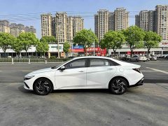 Hyundai Elantra 2023 1.5L CVT GLX Elite - ფოტო 3
