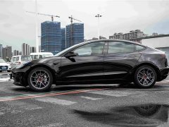 Tesla Model 3 Rear-Wheel Drive - ფოტო 5