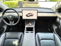 Tesla Model Y Rear-Wheel Drive - ფოტო 7
