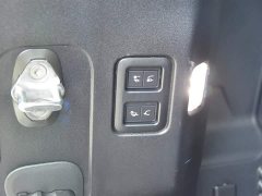Land Rover Defender 2021 110 P400 Dark Edition - ფოტო 15