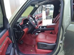 Land Rover Defender 2021 110 P400 Dark Edition - ფოტო 4