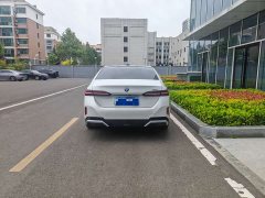 BMW 5 Series 530Li Premier M Sport Package - ფოტო 7
