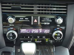 Lexus LM 2020 300h Four-Seat Royal Edition - ფოტო 10