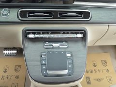 Mercedes-Benz V-Class 2024 V 300 L Long Wheelbase Luxury Edition - ფოტო 10