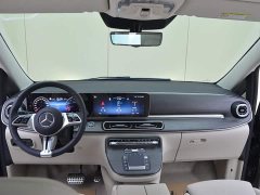 Mercedes-Benz V-Class 2024 V 300 L Long Wheelbase Luxury Edition - ფოტო 15