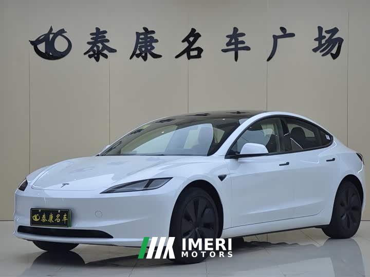 Tesla Model 3 Rear-Wheel Drive
