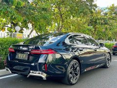 BMW 5 Series 530Li Luxury M Sport Package - ფოტო 7