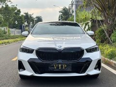 BMW 5 Series 2026 530Li Luxury M Sport Package - ფოტო 2