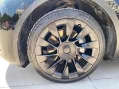 Tesla Model Y Rear-Wheel Drive - ფოტო 6