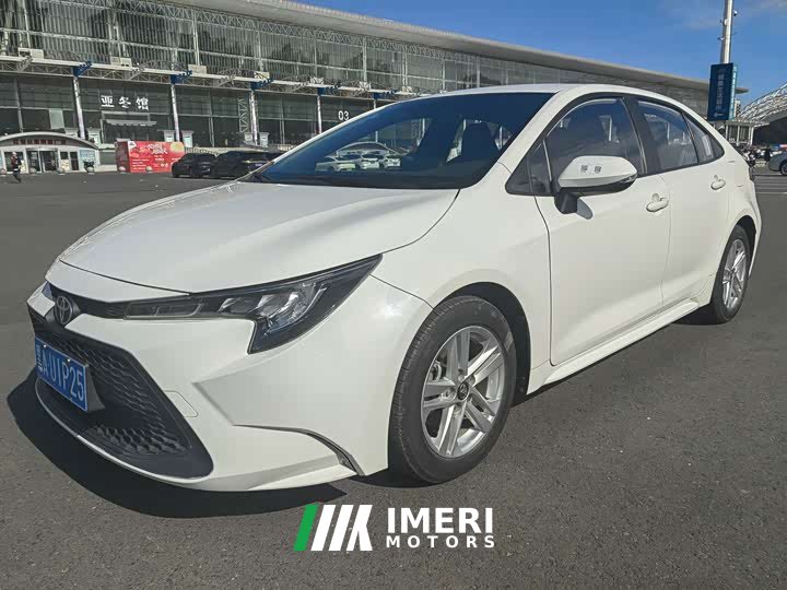 Toyota Corolla TNGA 1.5L CVT Base