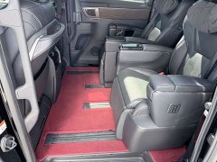 Toyota Vellfire Crown Hybrid 2.5L Premium Edition - ფოტო 10