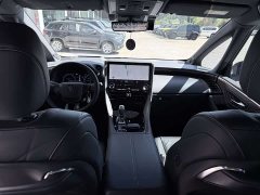 Toyota Vellfire Crown Hybrid 2.5L Premium Edition - ფოტო 16