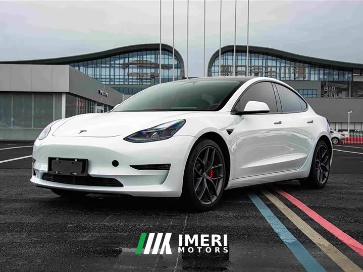 Tesla Model 3 Performance All-Wheel Drive
