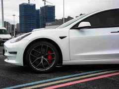 Tesla Model 3 Performance All-Wheel Drive - ფოტო 4