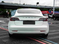 Tesla Model 3 Performance All-Wheel Drive - ფოტო 7