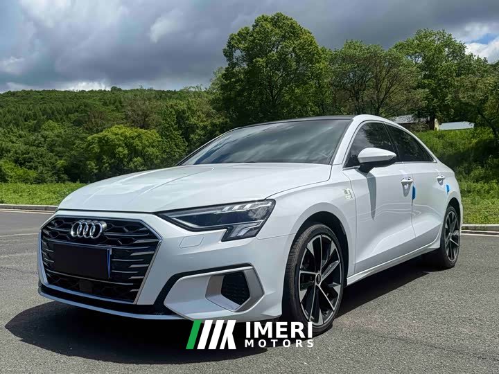 Audi A3 A3L Limousine 35 TFSI Luxury Elegance - ავტომობილი ჩინეთიდან